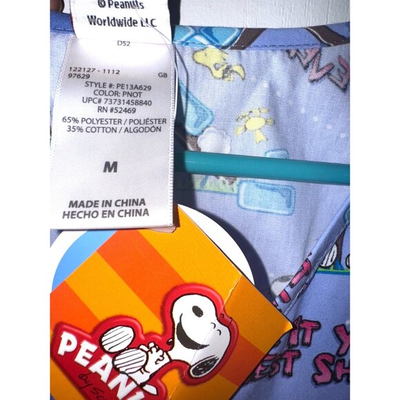 Peanuts Snoopy Scrub Top Cartoon Print S/C Blue 65% Polyester 35% Cotton - Picture 11 of 13